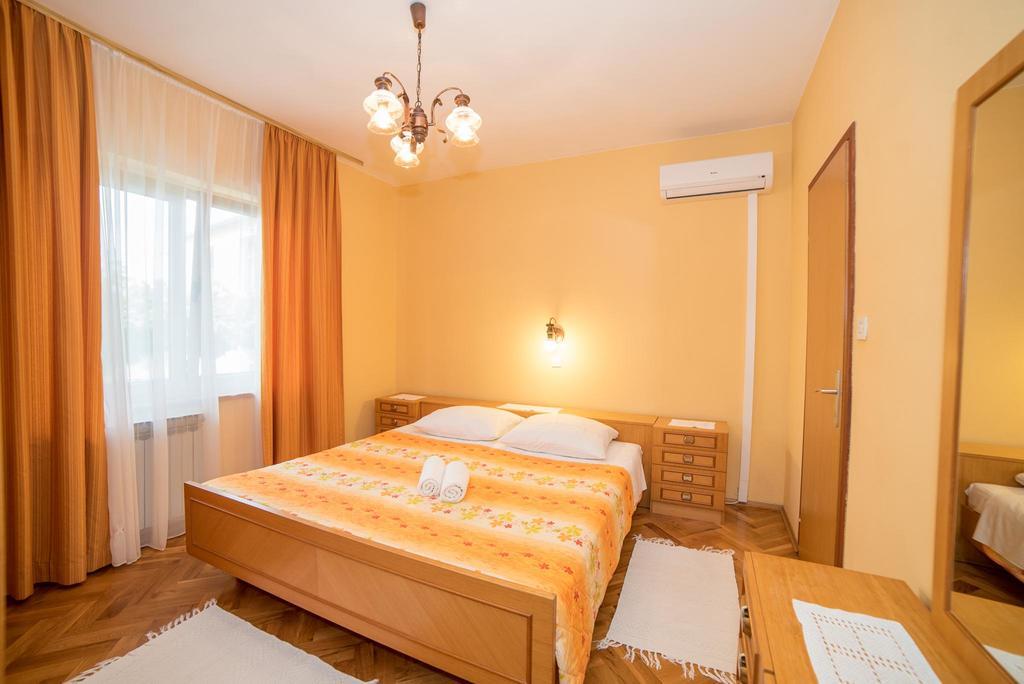 Apartment Anica Palit Esterno foto